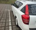 Белый Киа Сид, объемом двигателя 1.58 л и пробегом 330 тыс. км за 5000 $, фото 5 на Automoto.ua