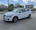 Білий Кіа Сід, об'ємом двигуна 2 л та пробігом 289 тис. км за 5416 $, фото 1 на Automoto.ua