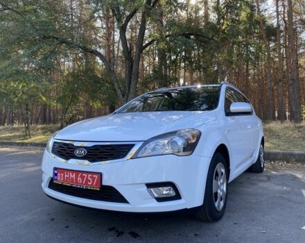 Білий Кіа Сід, об'ємом двигуна 1.6 л та пробігом 236 тис. км за 6999 $, фото 6 на Automoto.ua