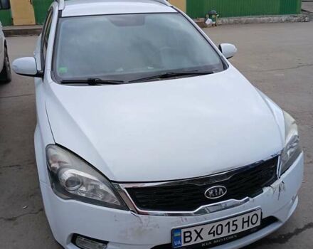 Белый Киа Сид, объемом двигателя 1.6 л и пробегом 265 тыс. км за 6300 $, фото 1 на Automoto.ua