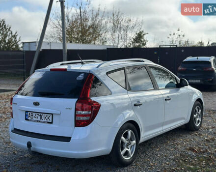 Белый Киа Сид, объемом двигателя 1.6 л и пробегом 193 тыс. км за 5500 $, фото 16 на Automoto.ua