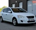 Белый Киа Сид, объемом двигателя 1.4 л и пробегом 221 тыс. км за 4800 $, фото 1 на Automoto.ua