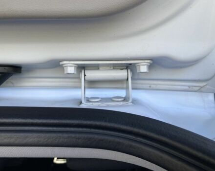 Білий Кіа Сід, об'ємом двигуна 1.6 л та пробігом 236 тис. км за 6999 $, фото 20 на Automoto.ua