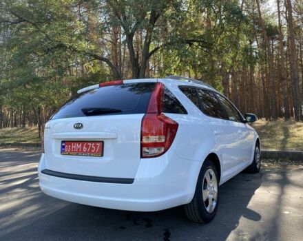 Білий Кіа Сід, об'ємом двигуна 1.6 л та пробігом 236 тис. км за 6999 $, фото 2 на Automoto.ua