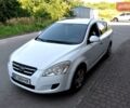 Белый Киа Сид, объемом двигателя 1.4 л и пробегом 221 тыс. км за 4600 $, фото 1 на Automoto.ua