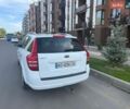 Білий Кіа Сід, об'ємом двигуна 1.6 л та пробігом 305 тис. км за 4900 $, фото 6 на Automoto.ua