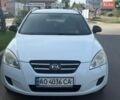 Білий Кіа Сід, об'ємом двигуна 1.6 л та пробігом 305 тис. км за 4900 $, фото 1 на Automoto.ua