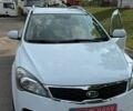 Білий Кіа Сід, об'ємом двигуна 1.4 л та пробігом 147 тис. км за 5700 $, фото 16 на Automoto.ua