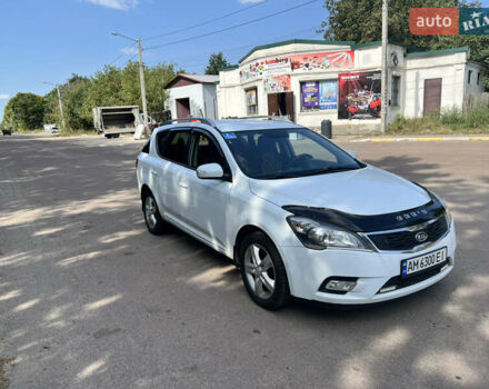 Белый Киа Сид, объемом двигателя 1.58 л и пробегом 278 тыс. км за 7300 $, фото 2 на Automoto.ua