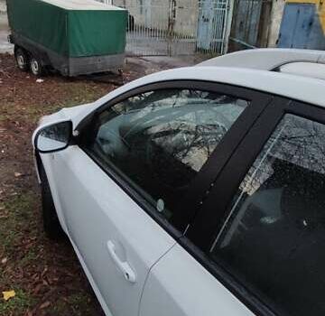 Білий Кіа Сід, об'ємом двигуна 1.6 л та пробігом 100 тис. км за 7200 $, фото 4 на Automoto.ua