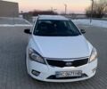 Белый Киа Сид, объемом двигателя 1.6 л и пробегом 288 тыс. км за 6000 $, фото 1 на Automoto.ua