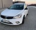 Белый Киа Сид, объемом двигателя 1.6 л и пробегом 288 тыс. км за 6000 $, фото 4 на Automoto.ua
