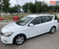 Белый Киа Сид, объемом двигателя 1.4 л и пробегом 157 тыс. км за 7333 $, фото 6 на Automoto.ua
