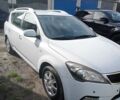 Белый Киа Сид, объемом двигателя 1.4 л и пробегом 192 тыс. км за 6000 $, фото 4 на Automoto.ua