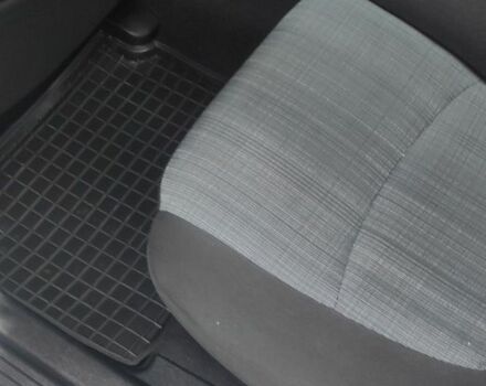 Белый Киа Сид, объемом двигателя 0 л и пробегом 100 тыс. км за 7200 $, фото 11 на Automoto.ua