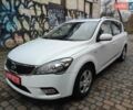 Білий Кіа Сід, об'ємом двигуна 1.59 л та пробігом 189 тис. км за 6800 $, фото 1 на Automoto.ua