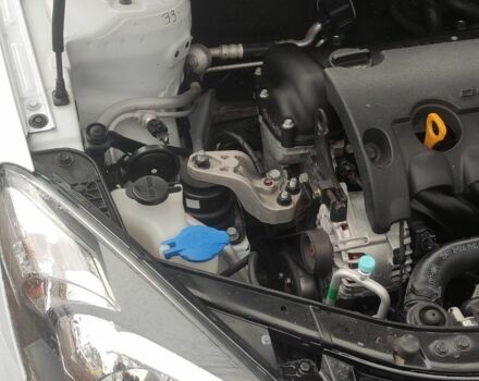 Белый Киа Сид, объемом двигателя 0 л и пробегом 100 тыс. км за 7200 $, фото 2 на Automoto.ua