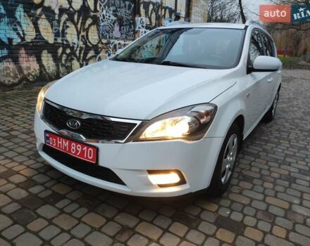 Білий Кіа Сід, об'ємом двигуна 1.59 л та пробігом 189 тис. км за 6800 $, фото 20 на Automoto.ua