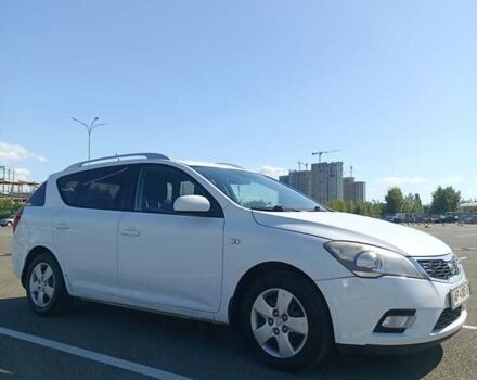 Білий Кіа Сід, об'ємом двигуна 1.58 л та пробігом 149 тис. км за 6800 $, фото 3 на Automoto.ua