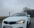 Белый Киа Сид, объемом двигателя 1.6 л и пробегом 242 тыс. км за 7000 $, фото 1 на Automoto.ua