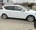 Белый Киа Сид, объемом двигателя 1.6 л и пробегом 300 тыс. км за 5500 $, фото 2 на Automoto.ua