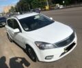 Білий Кіа Сід, об'ємом двигуна 1.6 л та пробігом 120 тис. км за 9000 $, фото 1 на Automoto.ua