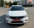 Белый Киа Сид, объемом двигателя 1.59 л и пробегом 216 тыс. км за 6800 $, фото 15 на Automoto.ua