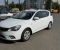 Білий Кіа Сід, об'ємом двигуна 1.6 л та пробігом 216 тис. км за 6692 $, фото 5 на Automoto.ua