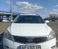 Белый Киа Сид, объемом двигателя 1.58 л и пробегом 152 тыс. км за 5500 $, фото 3 на Automoto.ua