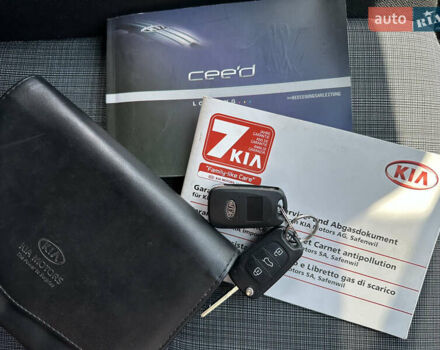 Белый Киа Сид, объемом двигателя 1.59 л и пробегом 175 тыс. км за 7200 $, фото 45 на Automoto.ua