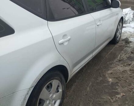 Білий Кіа Сід, об'ємом двигуна 1.58 л та пробігом 344 тис. км за 7300 $, фото 6 на Automoto.ua
