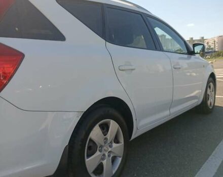 Білий Кіа Сід, об'ємом двигуна 1.58 л та пробігом 149 тис. км за 6800 $, фото 1 на Automoto.ua