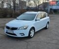 Белый Киа Сид, объемом двигателя 1.6 л и пробегом 216 тыс. км за 6800 $, фото 1 на Automoto.ua