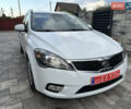 Белый Киа Сид, объемом двигателя 1.59 л и пробегом 175 тыс. км за 7200 $, фото 5 на Automoto.ua