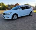 Белый Киа Сид, объемом двигателя 1.6 л и пробегом 304 тыс. км за 6500 $, фото 2 на Automoto.ua