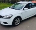 Белый Киа Сид, объемом двигателя 1.4 л и пробегом 240 тыс. км за 6350 $, фото 1 на Automoto.ua