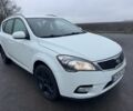 Белый Киа Сид, объемом двигателя 1.6 л и пробегом 242 тыс. км за 7000 $, фото 2 на Automoto.ua