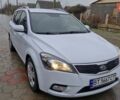 Білий Кіа Сід, об'ємом двигуна 1.58 л та пробігом 225 тис. км за 6500 $, фото 1 на Automoto.ua