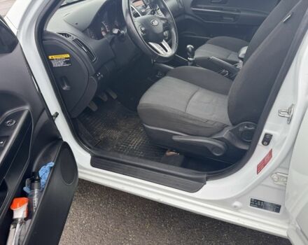 Белый Киа Сид, объемом двигателя 1.6 л и пробегом 242 тыс. км за 7000 $, фото 7 на Automoto.ua