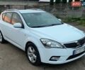 Белый Киа Сид, объемом двигателя 1.58 л и пробегом 254 тыс. км за 4950 $, фото 1 на Automoto.ua