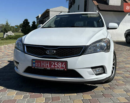 Белый Киа Сид, объемом двигателя 1.6 л и пробегом 215 тыс. км за 7990 $, фото 11 на Automoto.ua