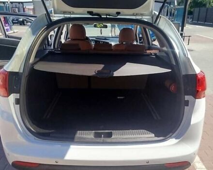 Белый Киа Сид, объемом двигателя 1.58 л и пробегом 235 тыс. км за 8300 $, фото 9 на Automoto.ua