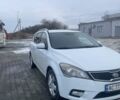 Білий Кіа Сід, об'ємом двигуна 1.59 л та пробігом 246 тис. км за 7200 $, фото 1 на Automoto.ua