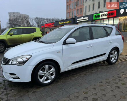 Білий Кіа Сід, об'ємом двигуна 1.4 л та пробігом 143 тис. км за 6700 $, фото 6 на Automoto.ua