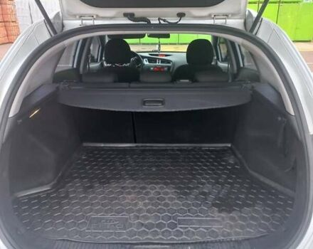 Білий Кіа Сід, об'ємом двигуна 1.6 л та пробігом 238 тис. км за 8999 $, фото 4 на Automoto.ua