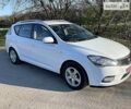 Белый Киа Сид, объемом двигателя 1.6 л и пробегом 210 тыс. км за 6800 $, фото 1 на Automoto.ua