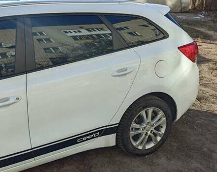Белый Киа Сид, объемом двигателя 1.6 л и пробегом 212 тыс. км за 7950 $, фото 17 на Automoto.ua