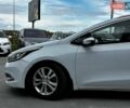 Білий Кіа Сід, об'ємом двигуна 1.6 л та пробігом 250 тис. км за 5590 $, фото 3 на Automoto.ua