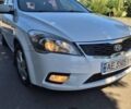 Білий Кіа Сід, об'ємом двигуна 1.6 л та пробігом 184 тис. км за 7100 $, фото 9 на Automoto.ua