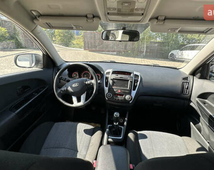 Белый Киа Сид, объемом двигателя 1.6 л и пробегом 215 тыс. км за 7990 $, фото 29 на Automoto.ua